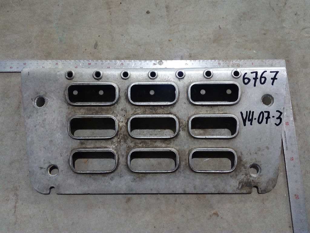 ступенька корпуса ступеней б/у